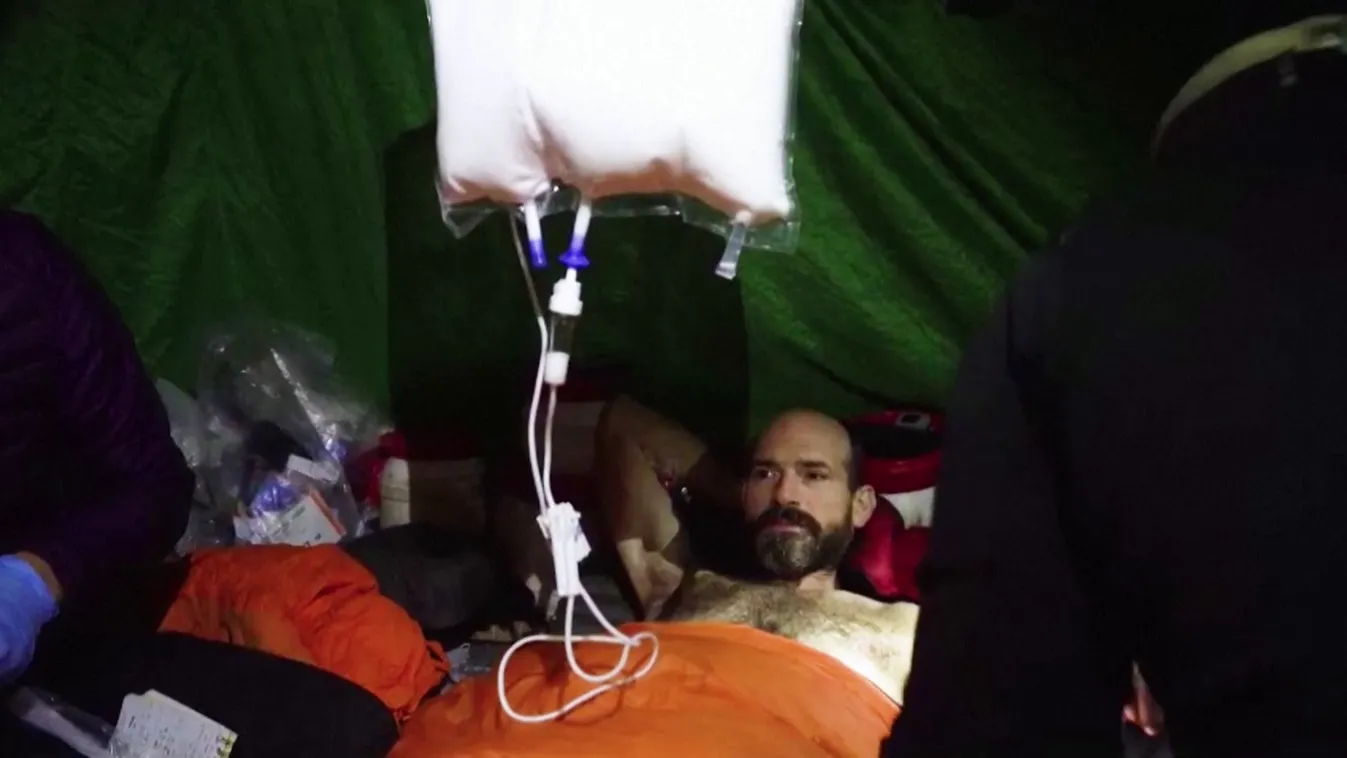 Óriási orvosi bravúr több mint egy kilométeres mélységben