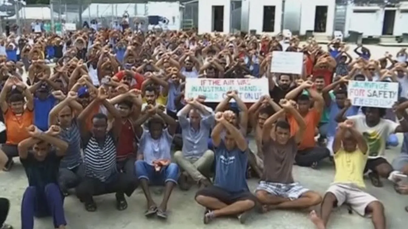 Több száz migráns barikádozta el magát egy bezárandó táborba