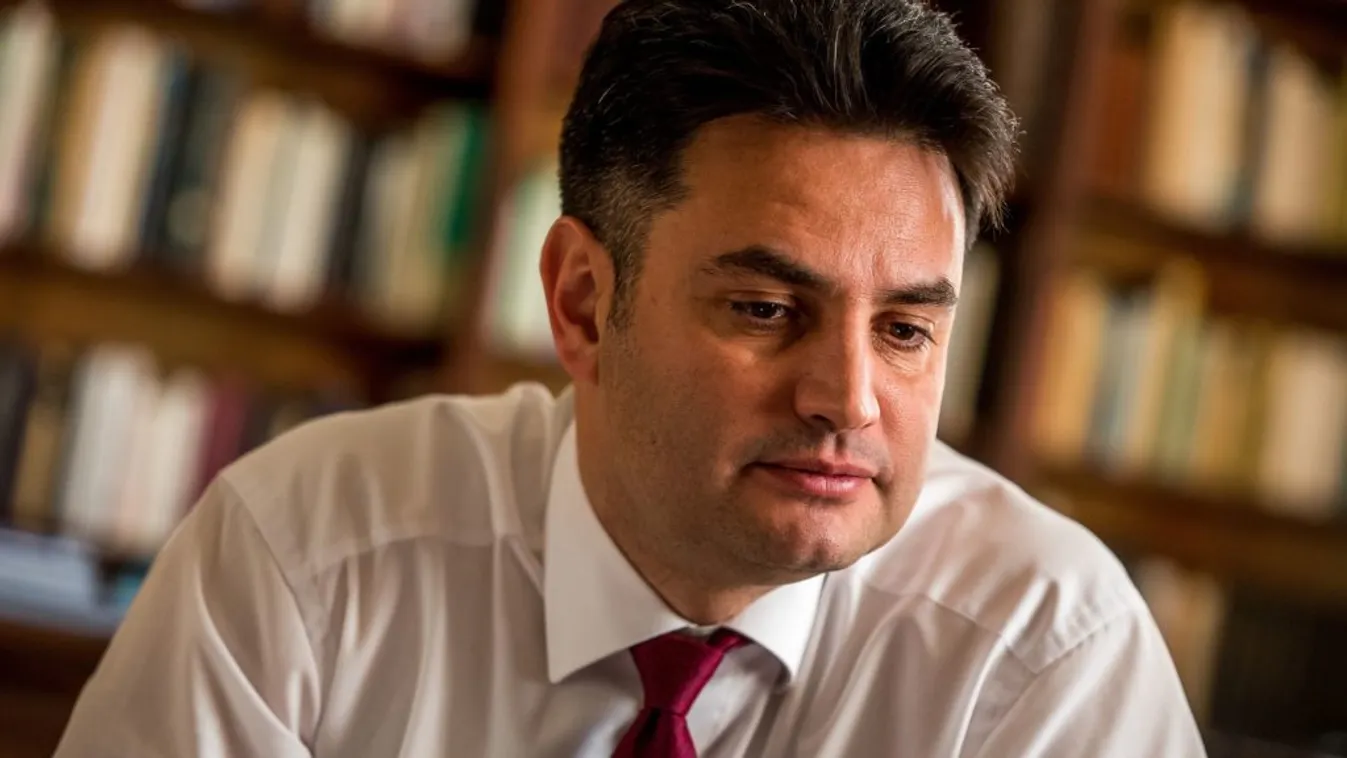 Nem akar egy korrupt kormányt vezetni, de Bíró ügye nem zavarja Márki-Zayt