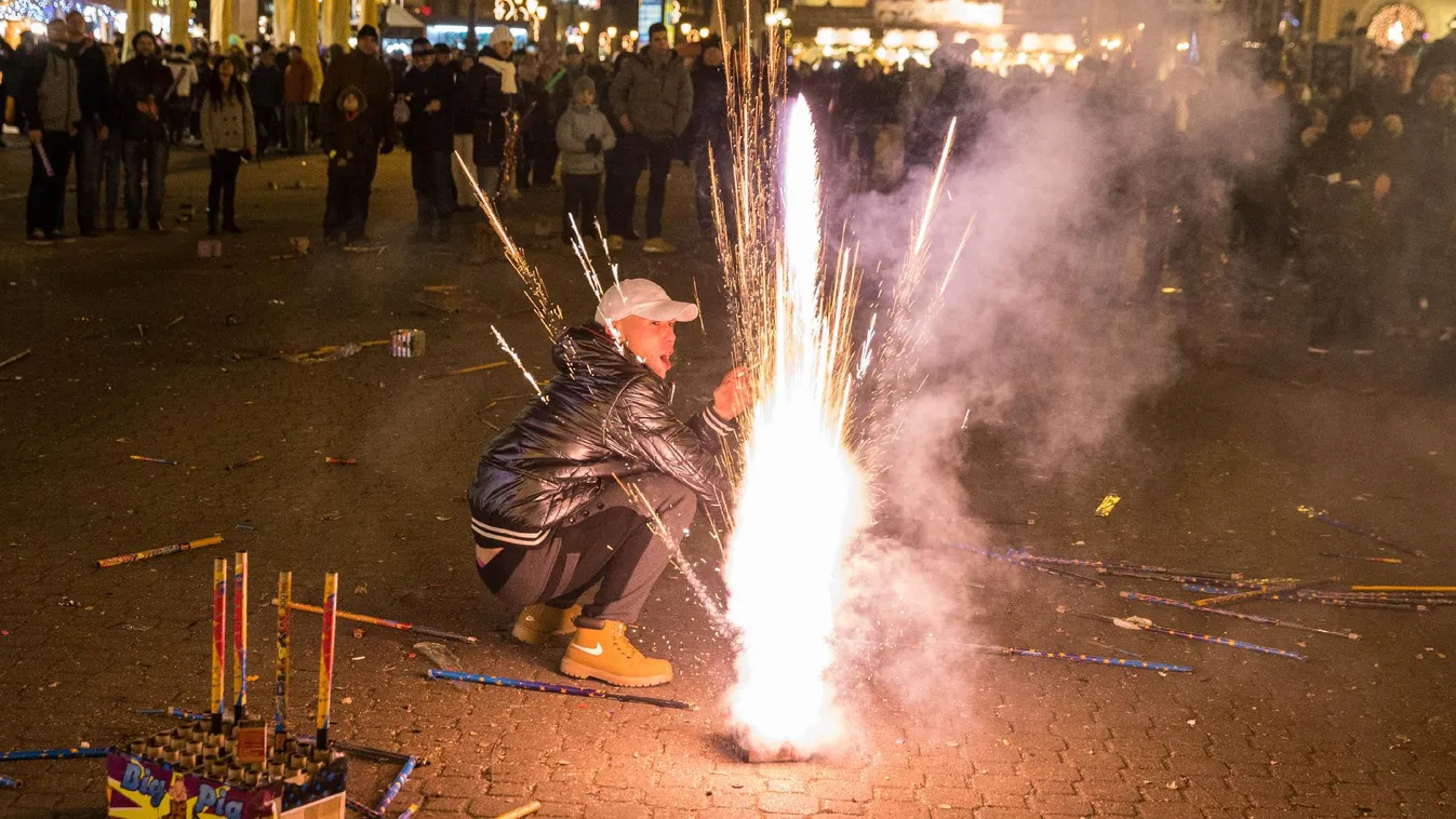 Péntekig vihetjük vissza a fel nem használt tűzijátékokat
