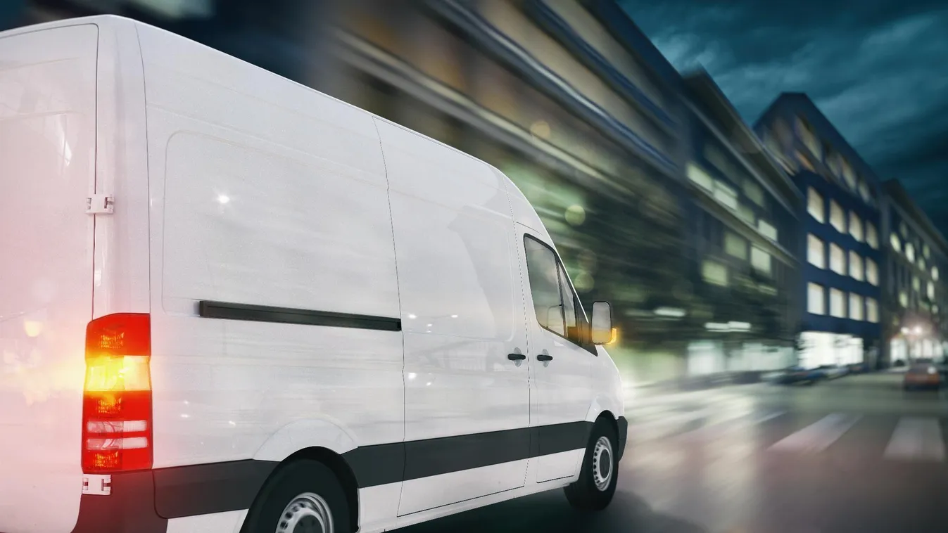 Eljárás indult egy futárszolgálat nevével visszaélve csalást elkövető csoport vezetője ellen