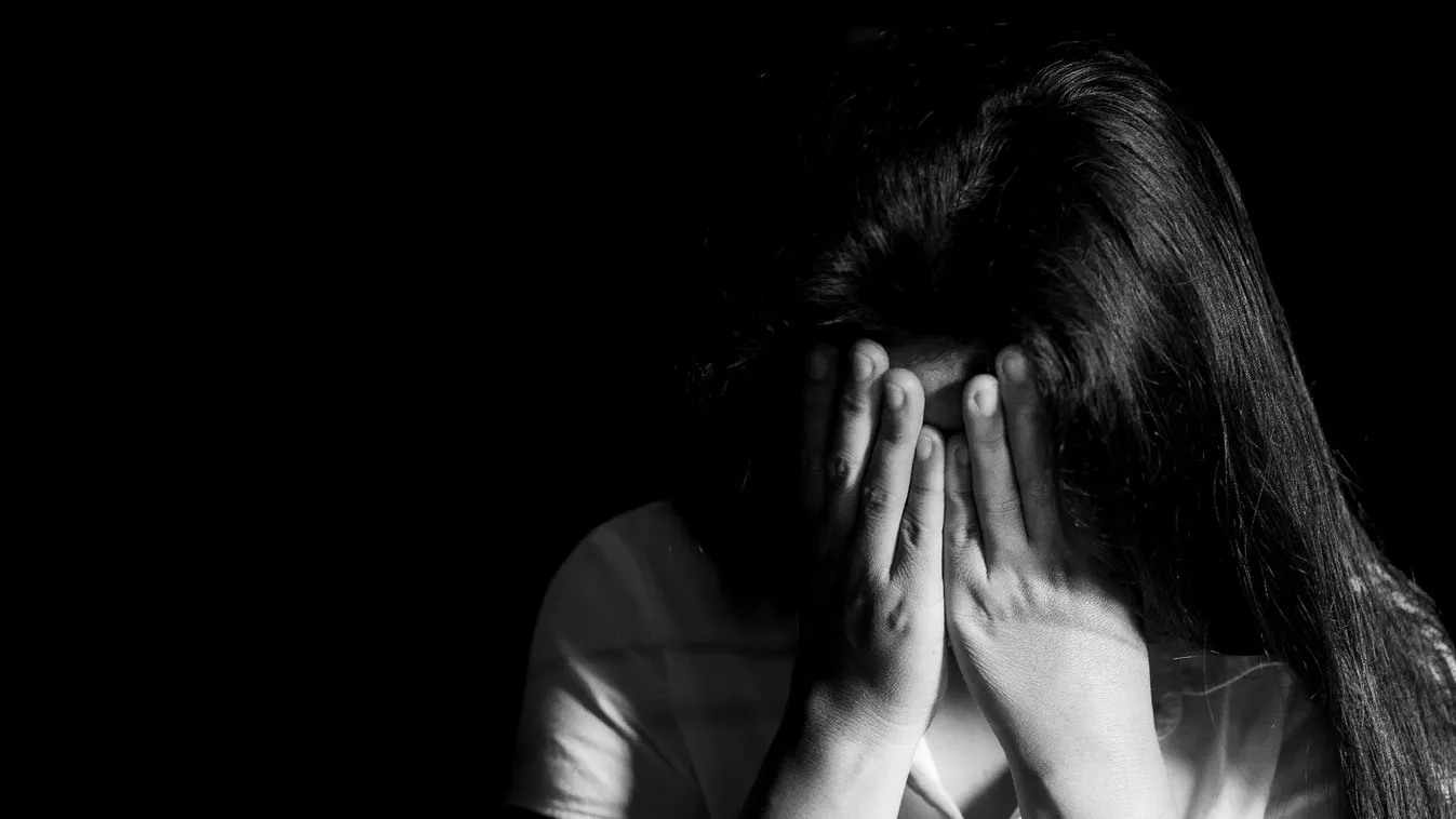 Molesztálás és erőszak - rémálommá vált a fiatal turistalányok szilveszteri útja Milánóban + videó