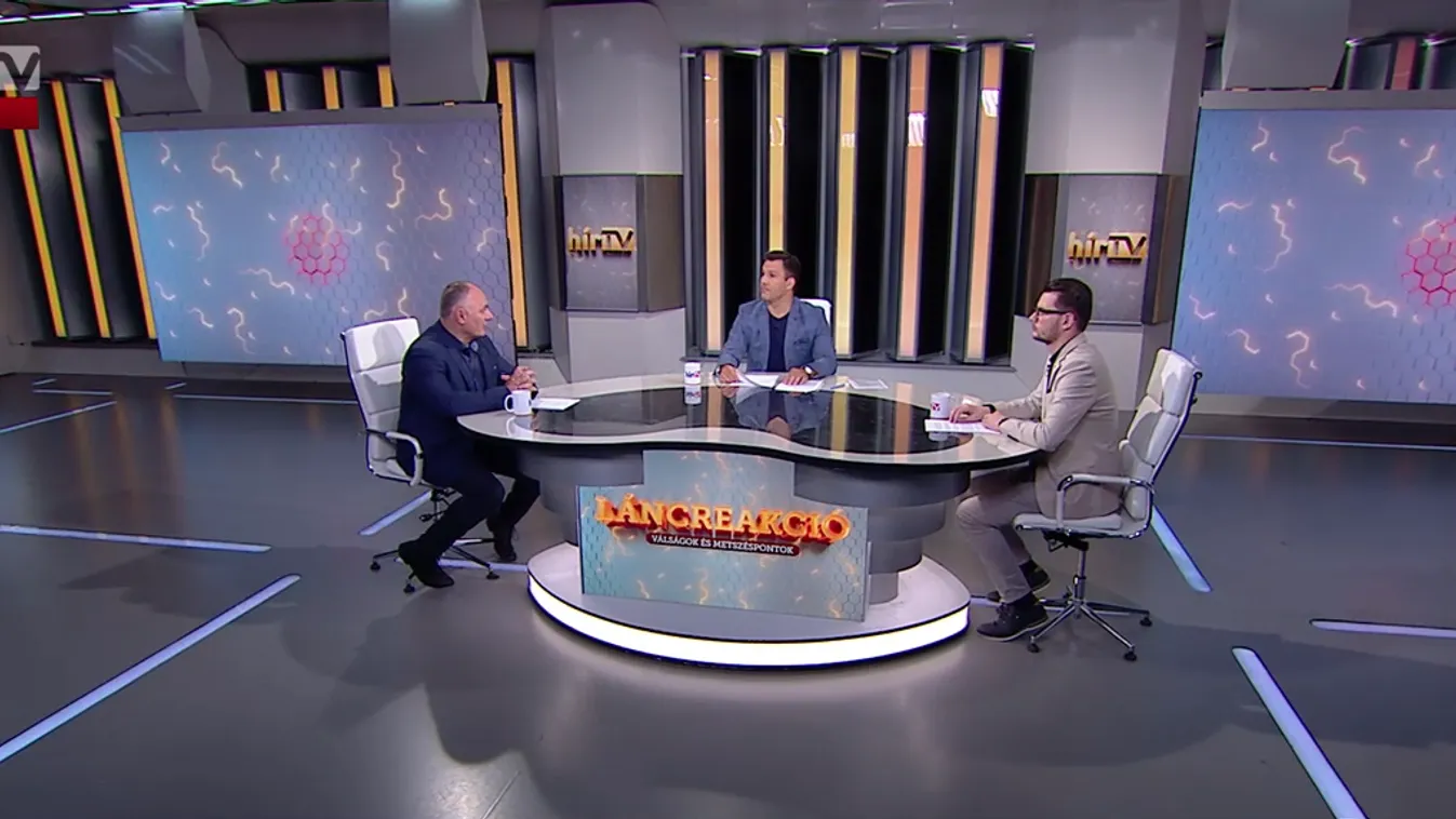 Láncreakció: Beleegyezett a csütörtöki béketárgyaláson való részvételbe Volodimir Zelenszkij + videó