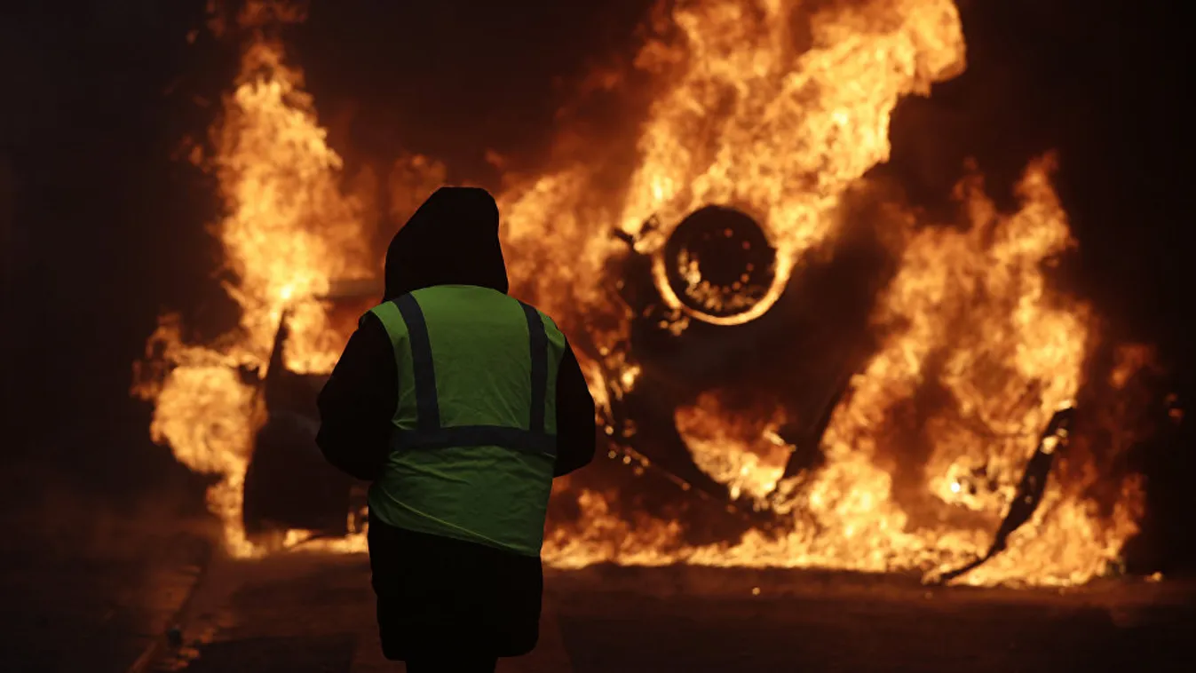 Molotov koktél, könnygáz, kilőtt szemek Párizsban