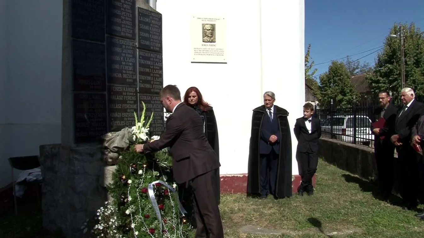 Megemlékezés a gyantai vérengzés áldozatairól