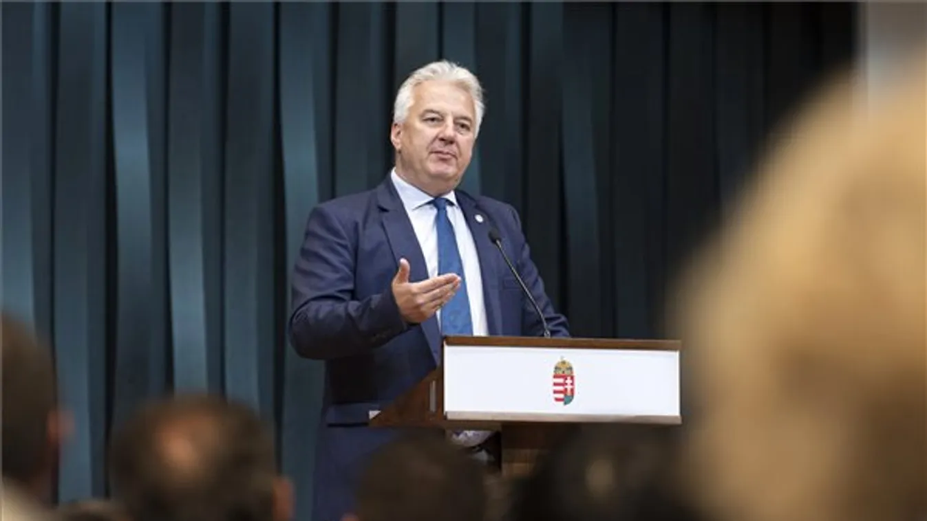 Semjén Zsolt gratulált Kelemen Hunor RMDSZ-elnöknek