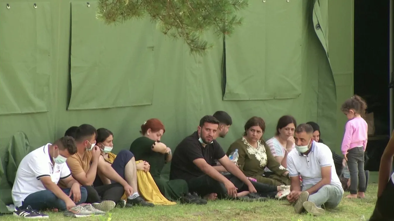 A fehérorosz elnök szállítja a litván határra az iraki migránsokat