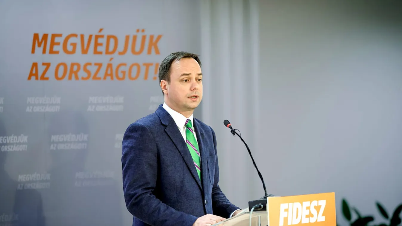 Nyitrai: mintegy 30 ezer önkéntes tűzoltó van Magyarországon