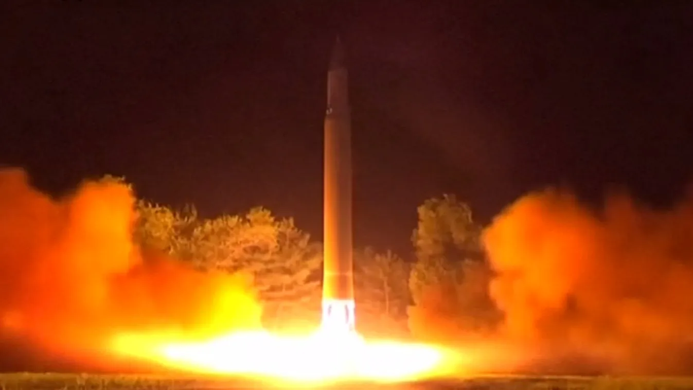 Észak-Korea megint kilőtt egy rakétát Japán irányába