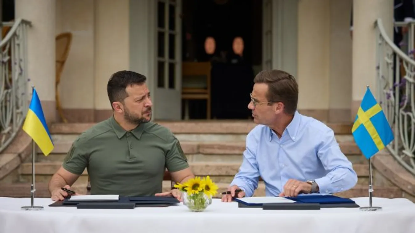 Svédországba ment Zelenszkij Gripen vadászgépekért, de egyelőre csak más fegyvereket kap