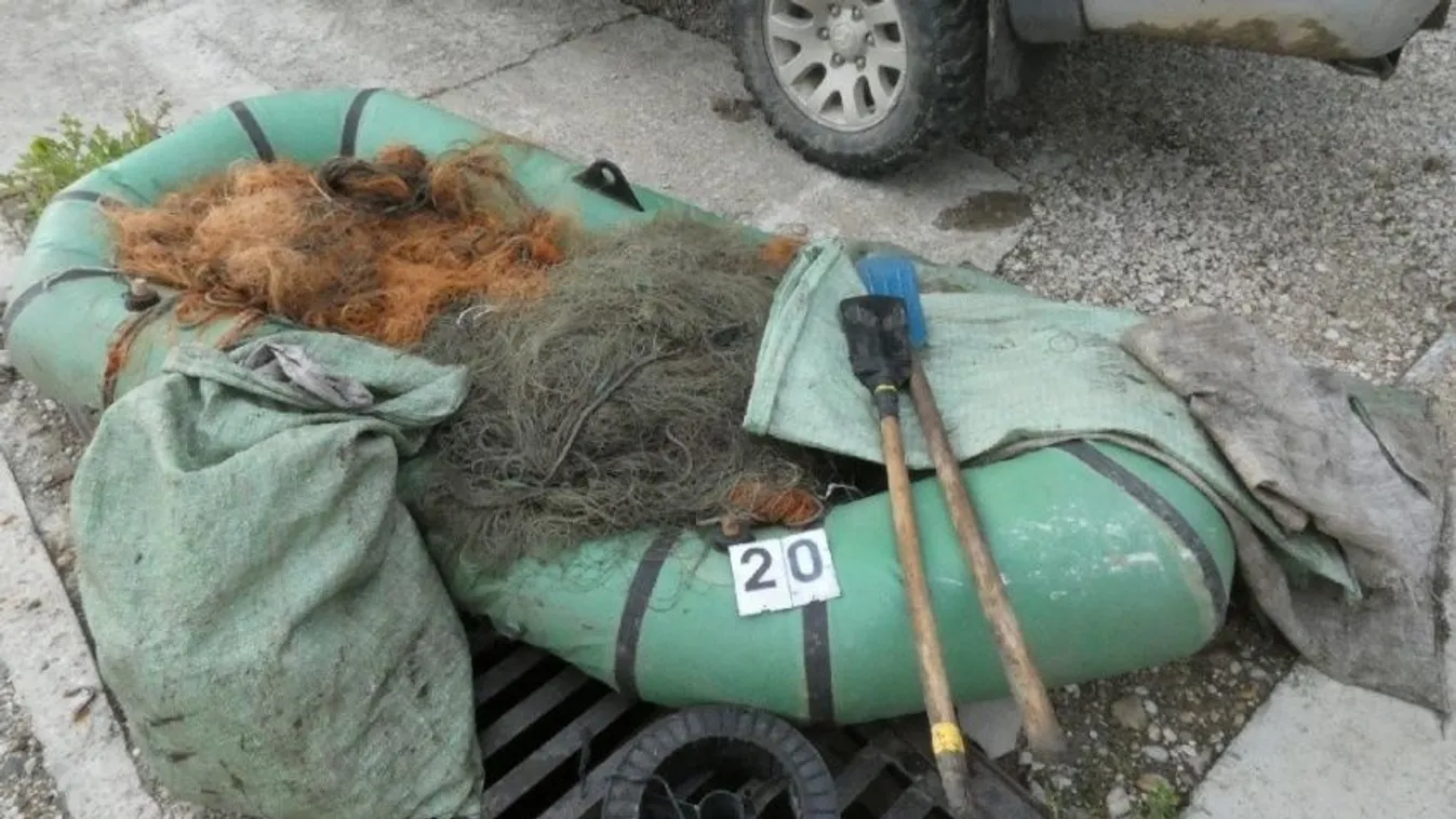 Egy vadkamera buktatta le a háromszáz méteres hálóval „dolgozó” orvhalászokat