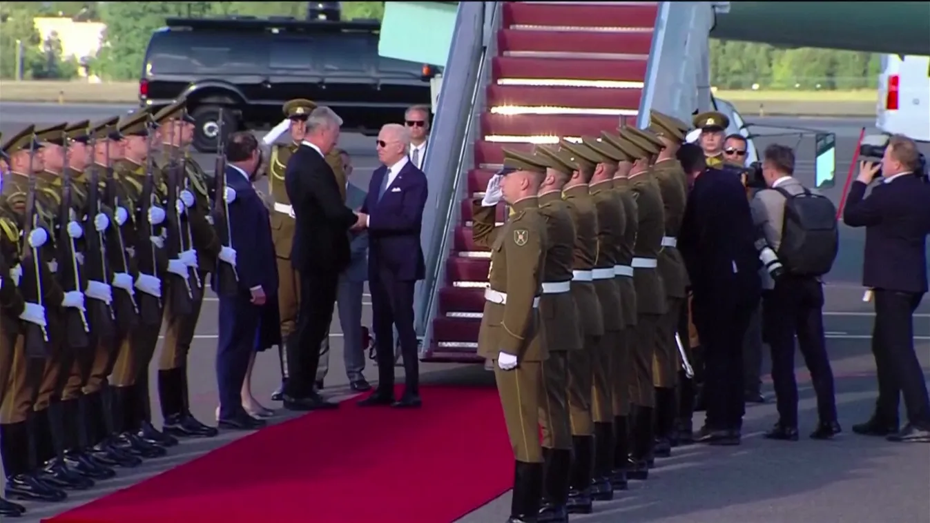 Karnyújtásnyira került Svédország NATO-csatlakozása