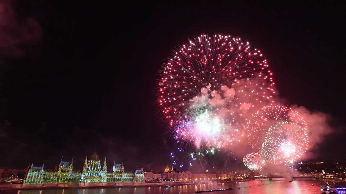 Rendben lezajlott Európa legnagyobb tűzijátéka