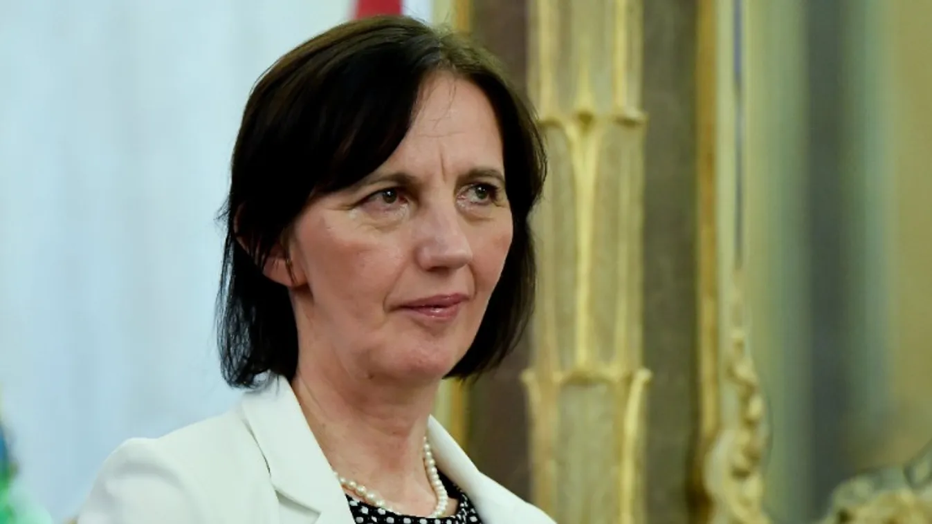 Horváth Ildikó: Sok múlik a védőnők munkáján