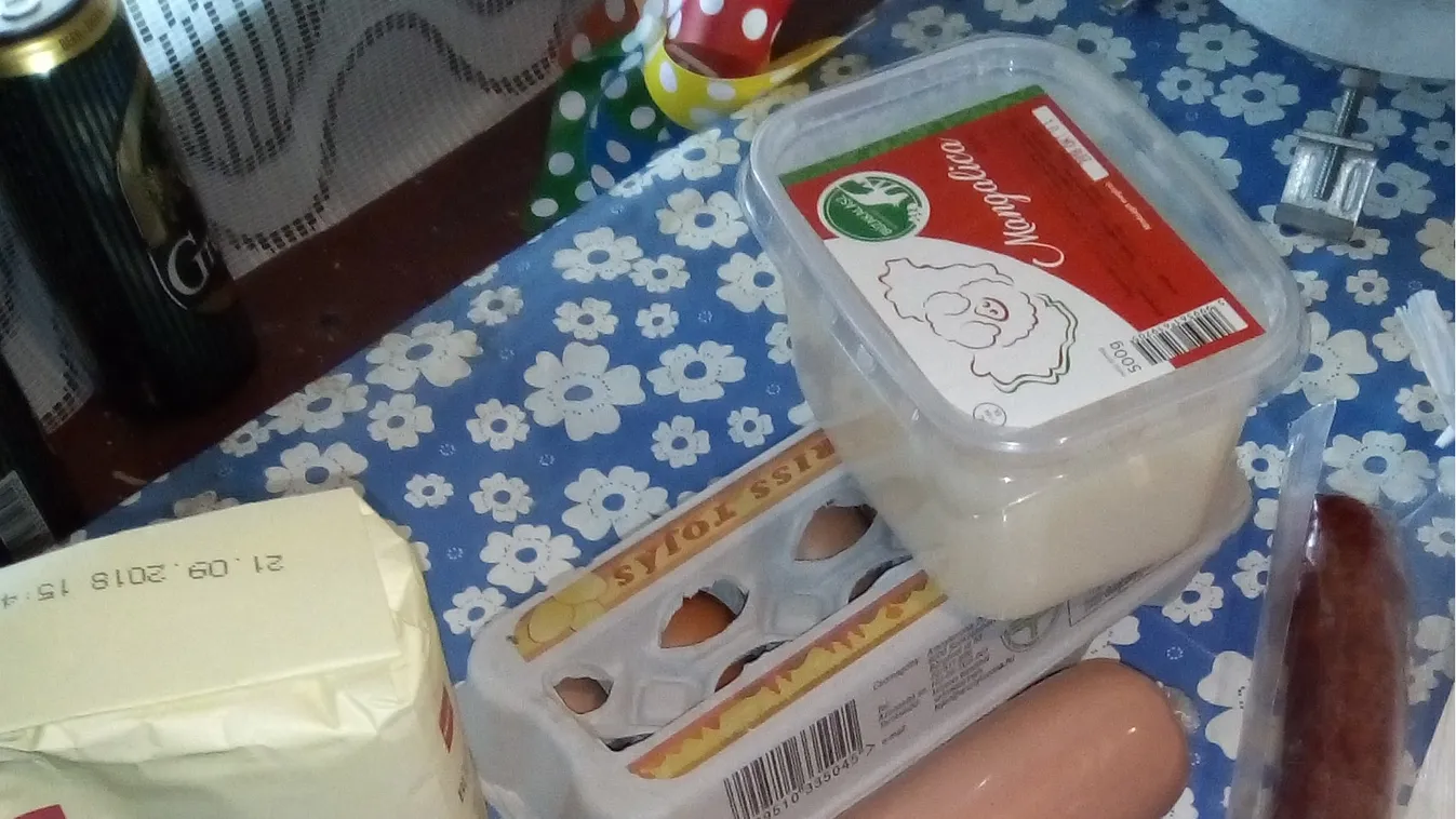 Tessely Zoltán mellett kampányolva osztottak ingyenételt