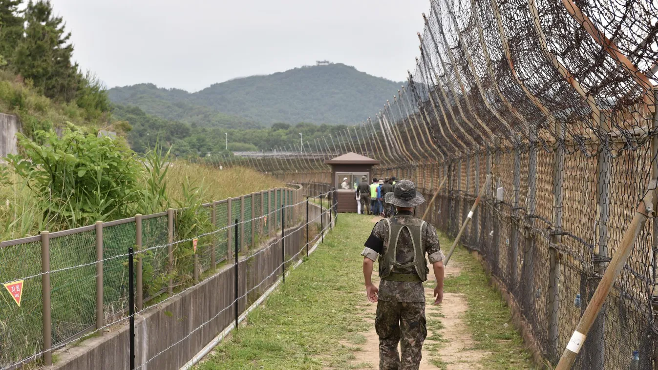 Észak-Korea irányába adott le lövéseket egy dél-koreai katona