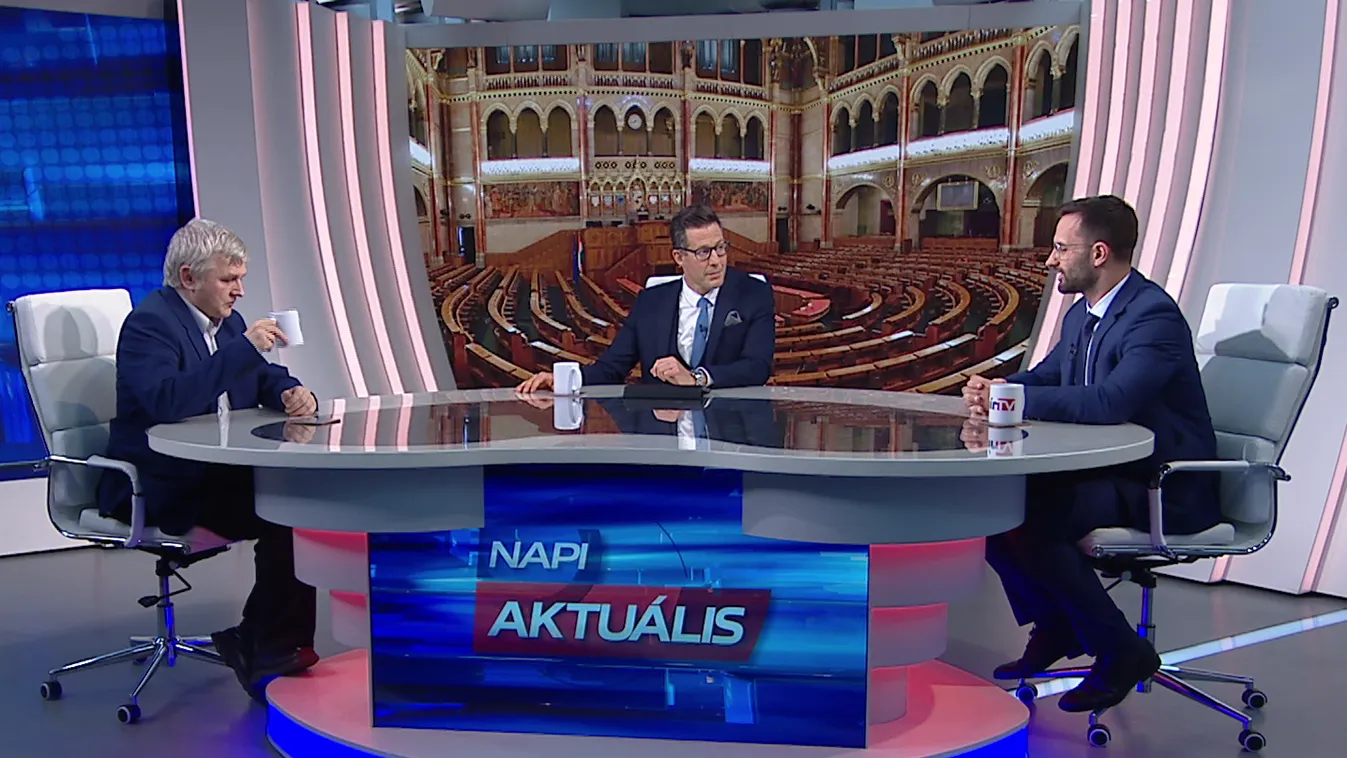 Aláírta Novák Katalin a katatörvény módosítását