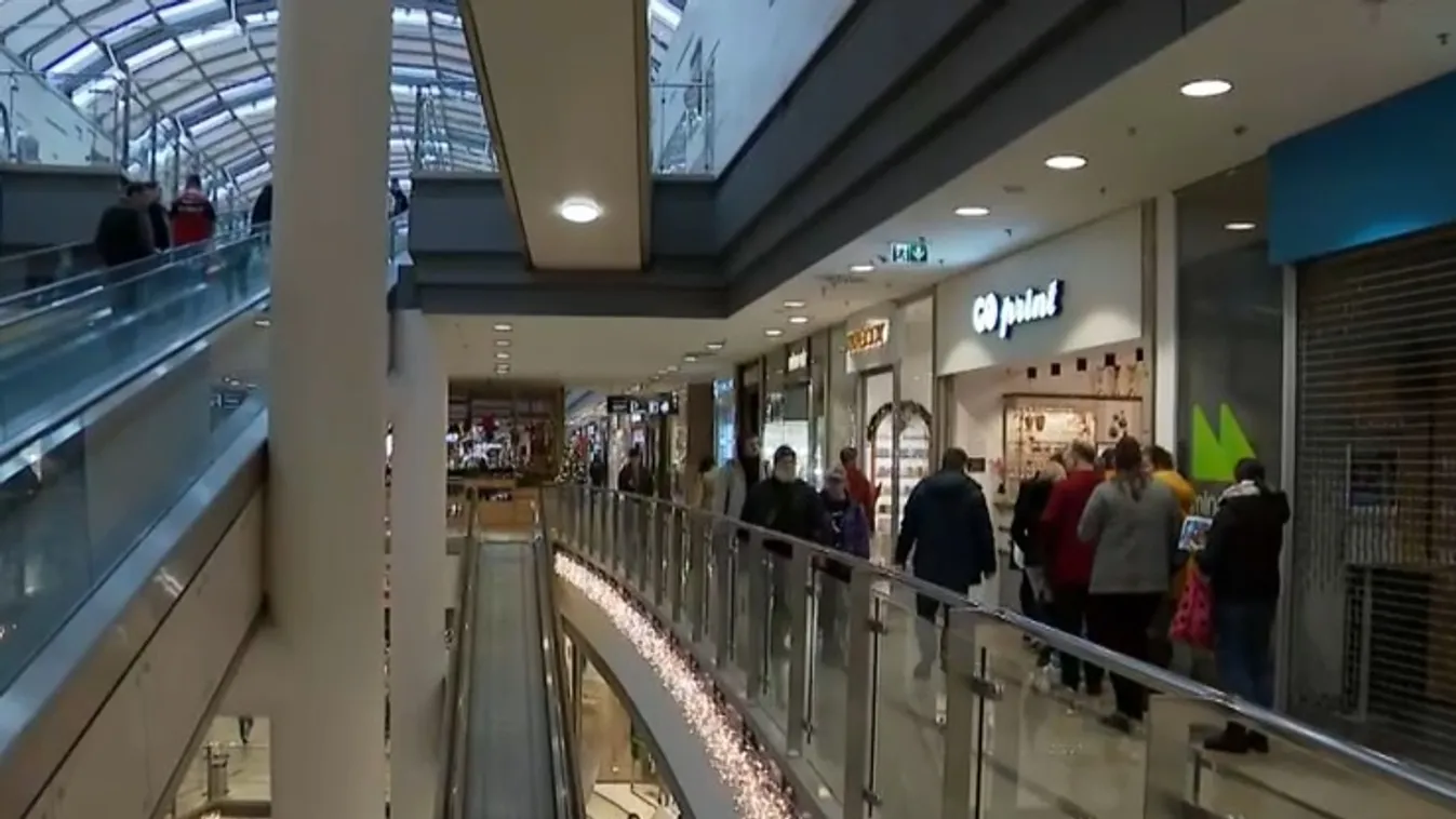 December 24-én legkésőbb délután kettőig lehetnek nyitva az üzletek  + videó