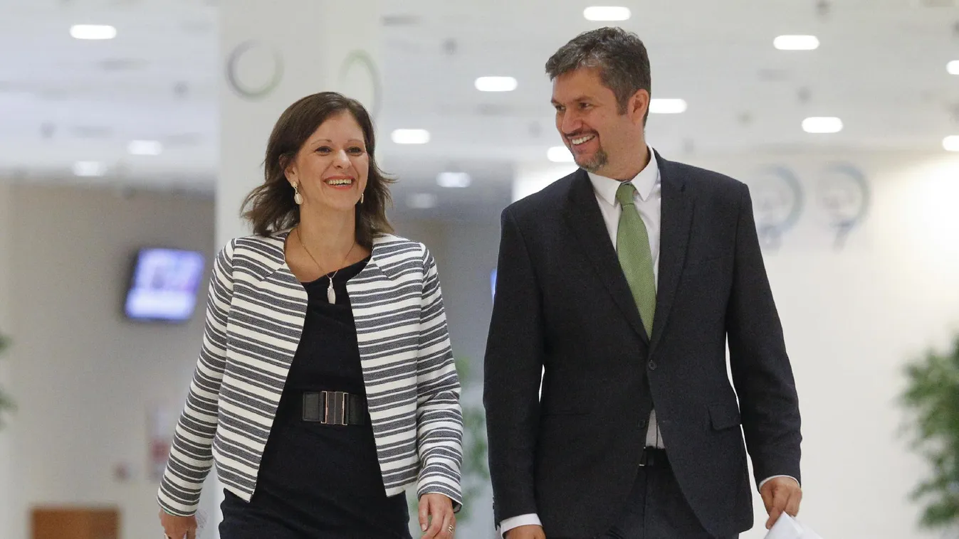 Közeledni látszanak egymáshoz az ellenzéki pártok