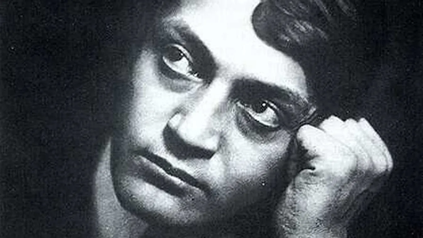 Ady-sorozatnak ad otthont a Centrál kávéház