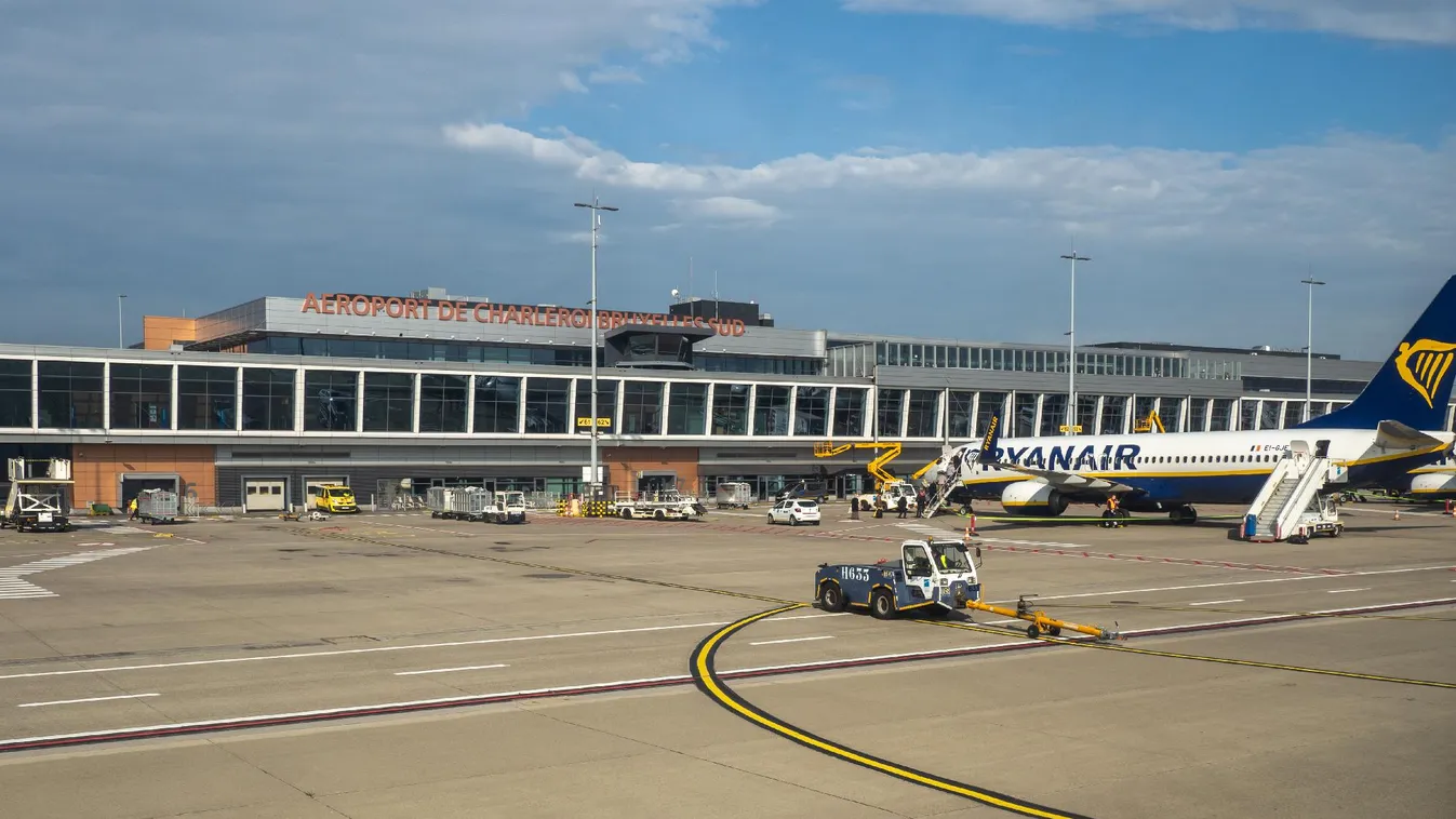 Bombafenyegetés miatt minden járatot felfüggesztett a belgiumi Charleroi repülőtér