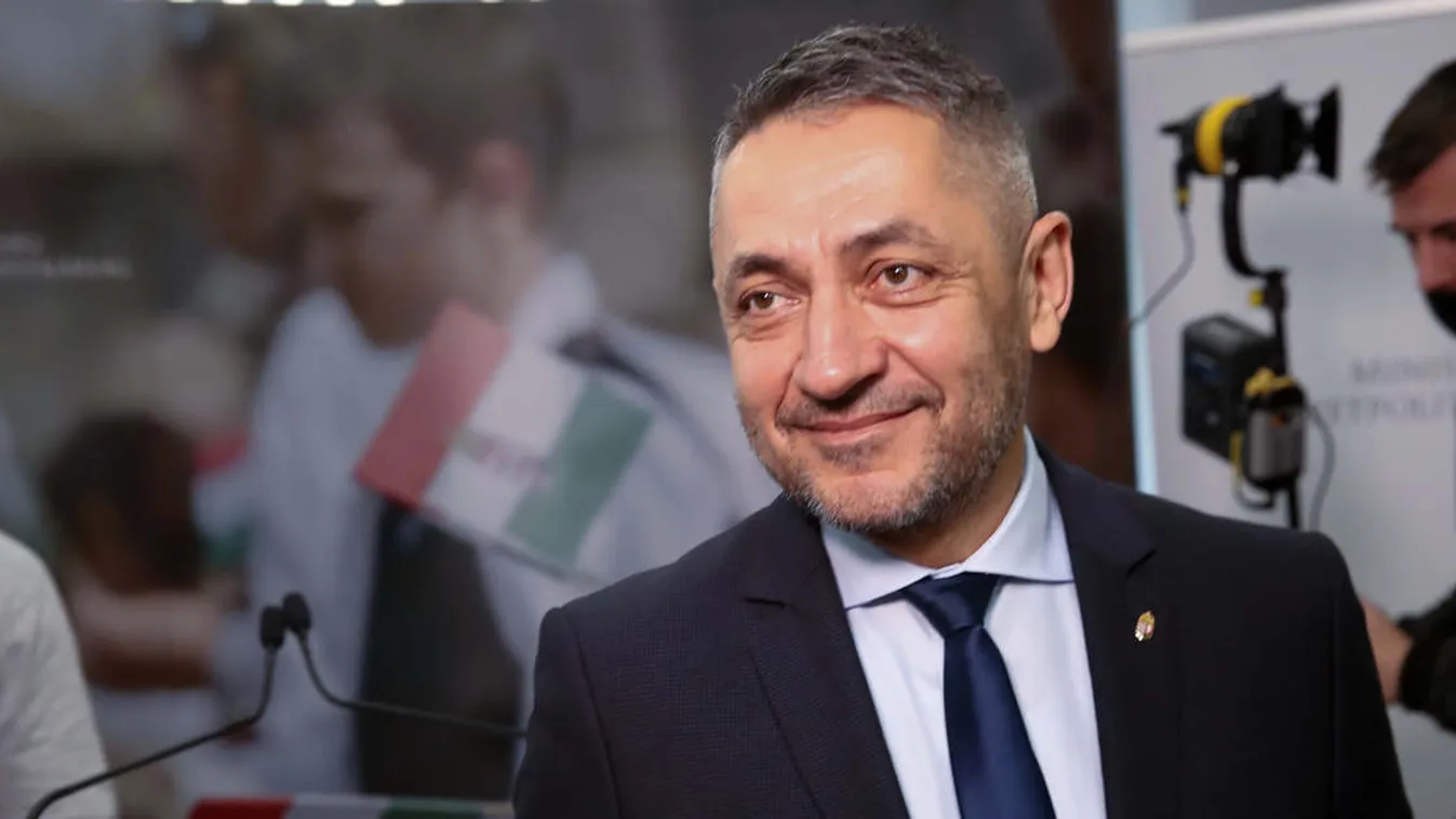 Jelentős támogatásra pályázhatnak a kárpátaljai magyarok