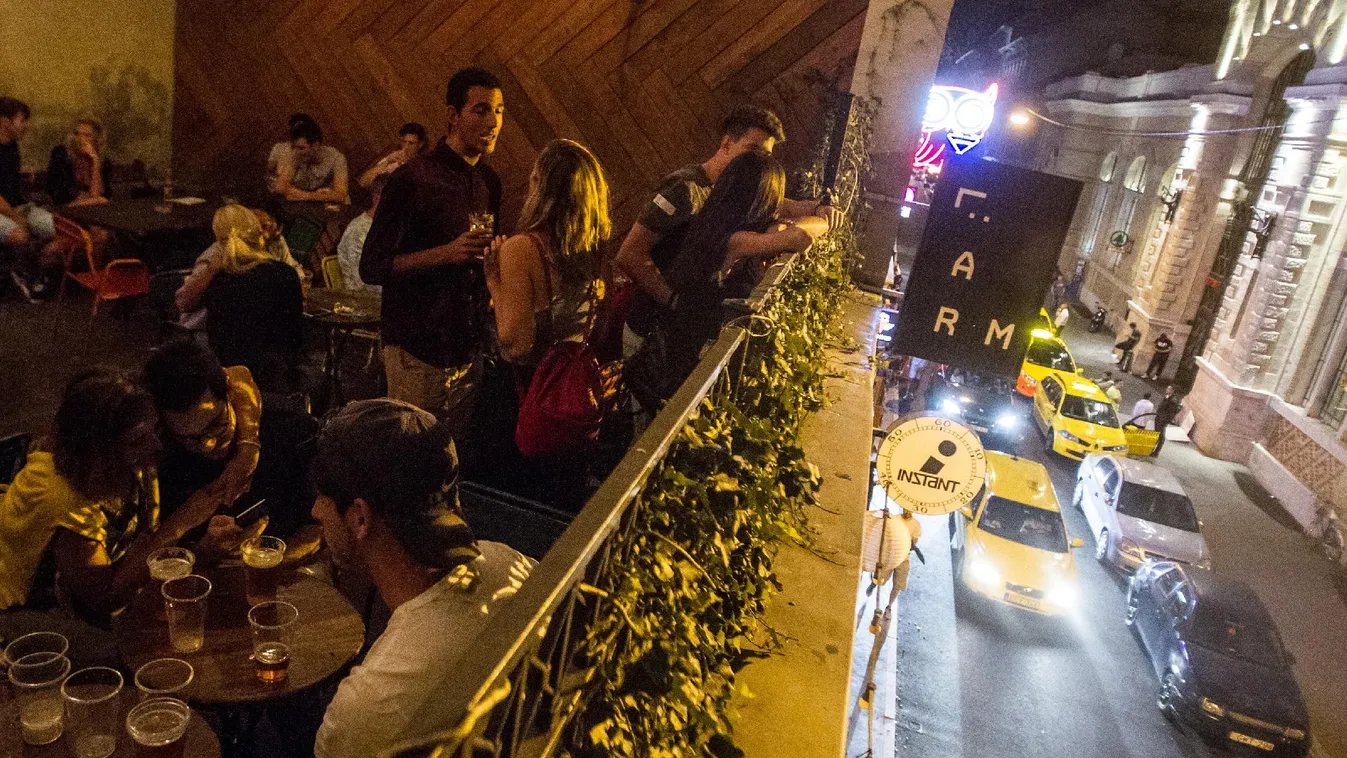 Lehúzhatja a rolót a bulinegyed