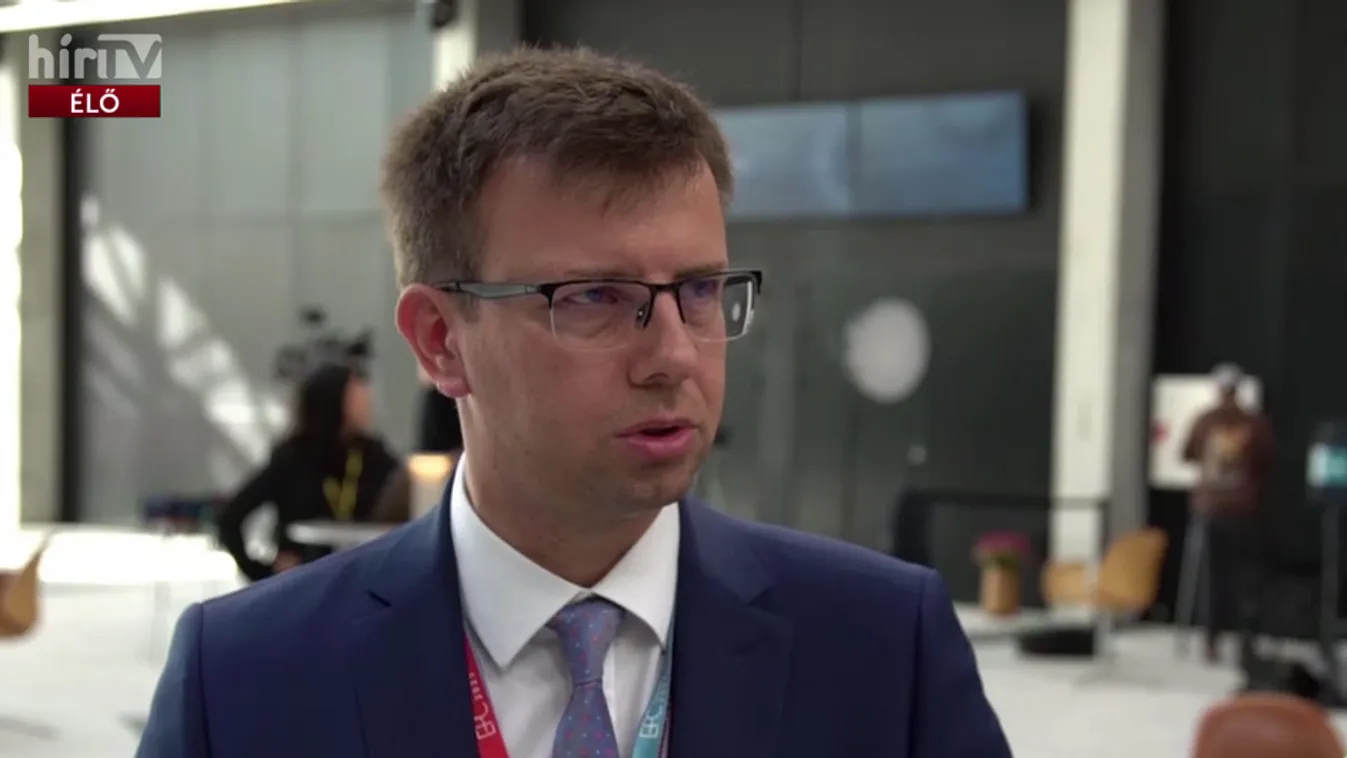 Bóka János: A háborús hisztéria fokozódik + videó