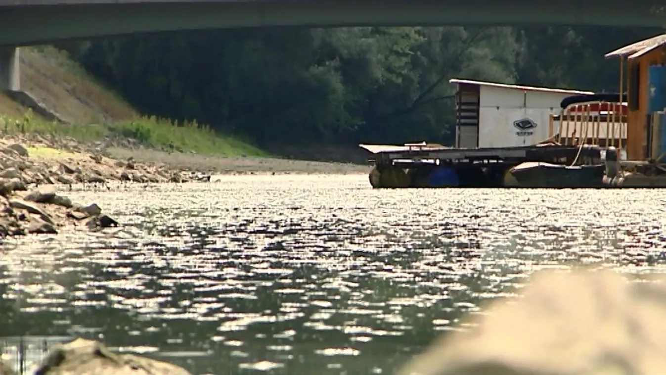 Negatív rekordot döntött a Duna vízszintje