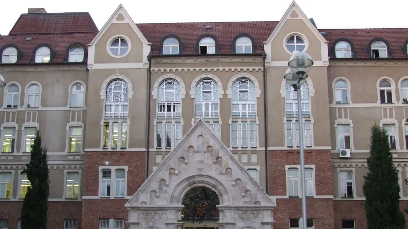 Több százmilliós telket kap az egyetem