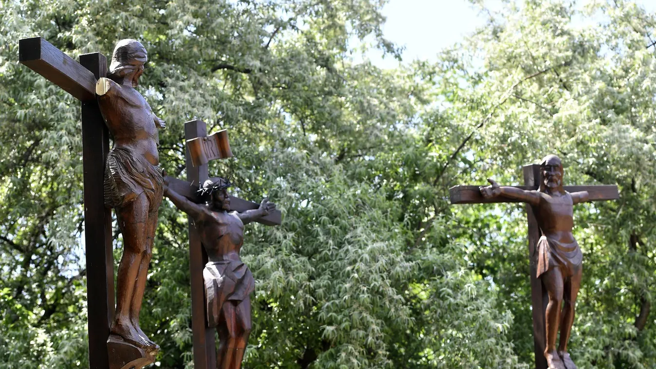 Németh Szilárd szerint a kereszténység elleni vak gyűlölet hajthatta a kálvária-rongálókat