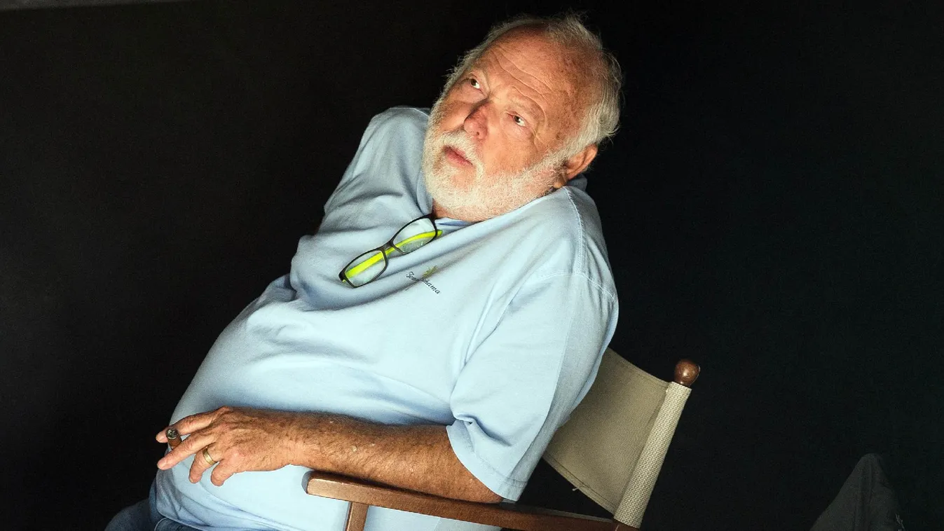 Milliárdokat hagy Andy Vajnánál a kormány