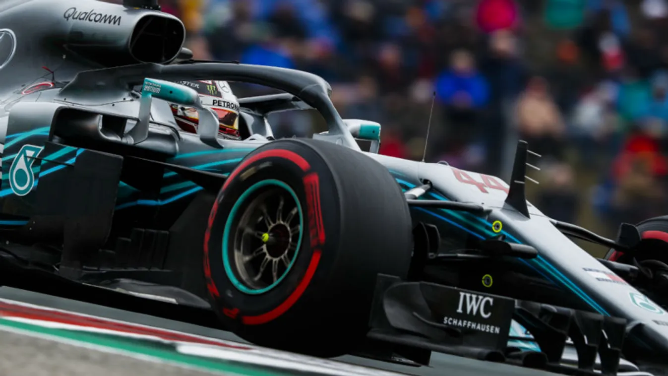 Hamiltoné a pole, Vettel hiába volt a második