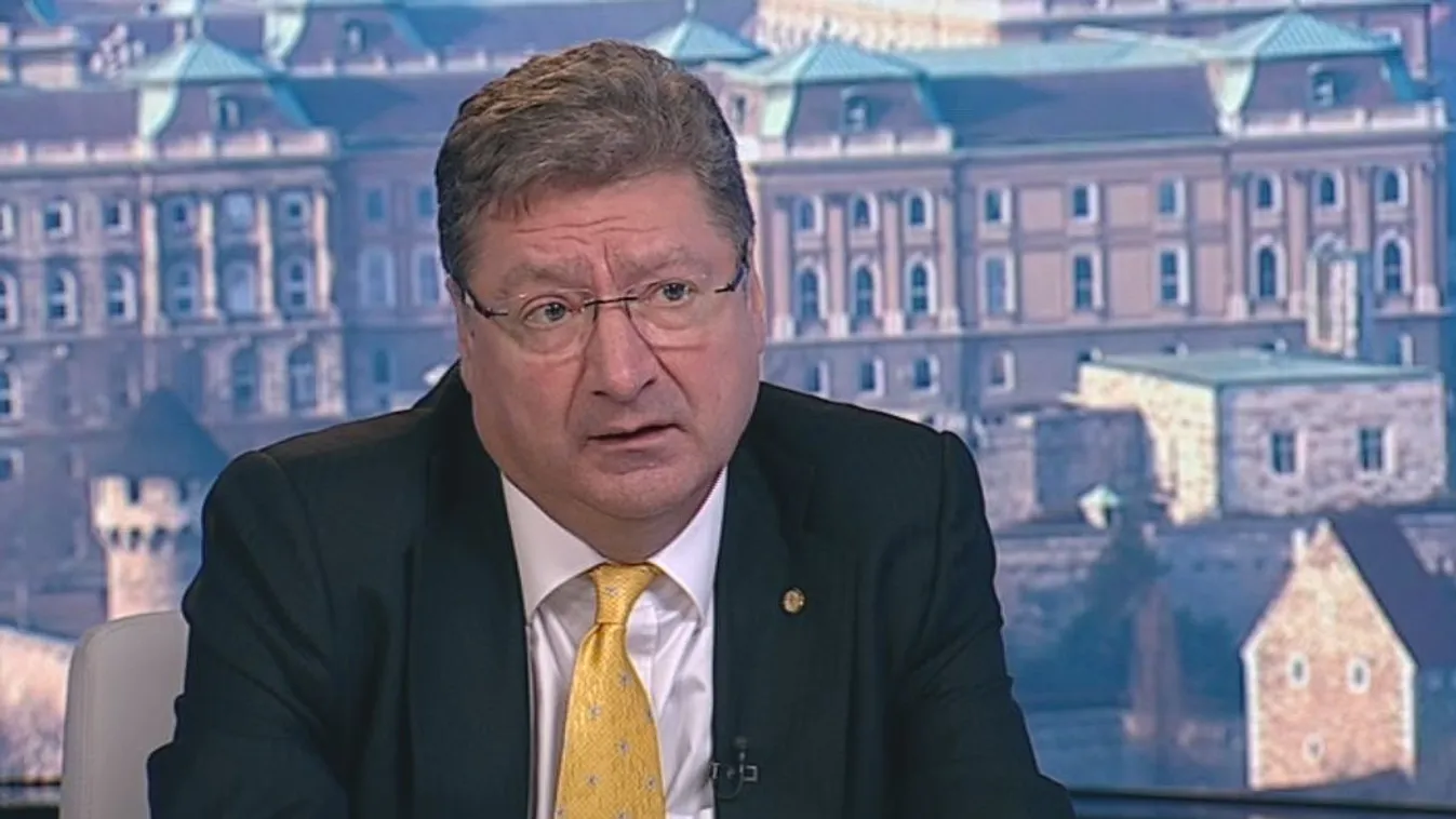 Parragh: A belső tartalékot kell mozgósítani a hiányzó munkaerőt