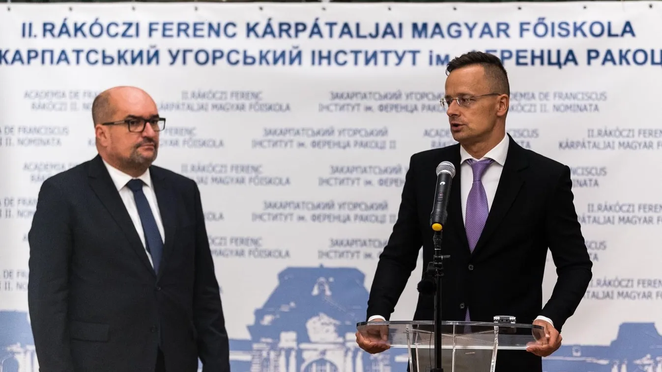 Szijjártó: Ne dönthessenek a kárpátaljai magyarokról a kárpátaljai magyarok nélkül