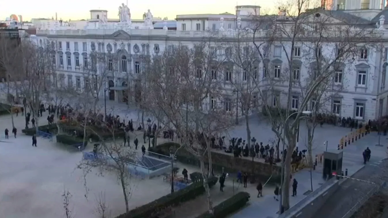 Kezdetét vette a katalán függetlenségi politikusok elleni per