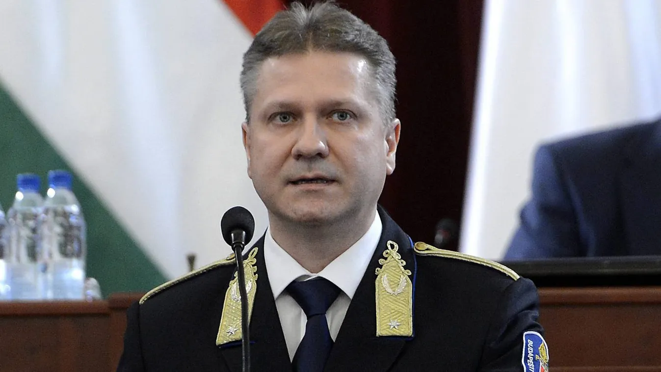 Távozik a budapesti rendőrfőkapitány