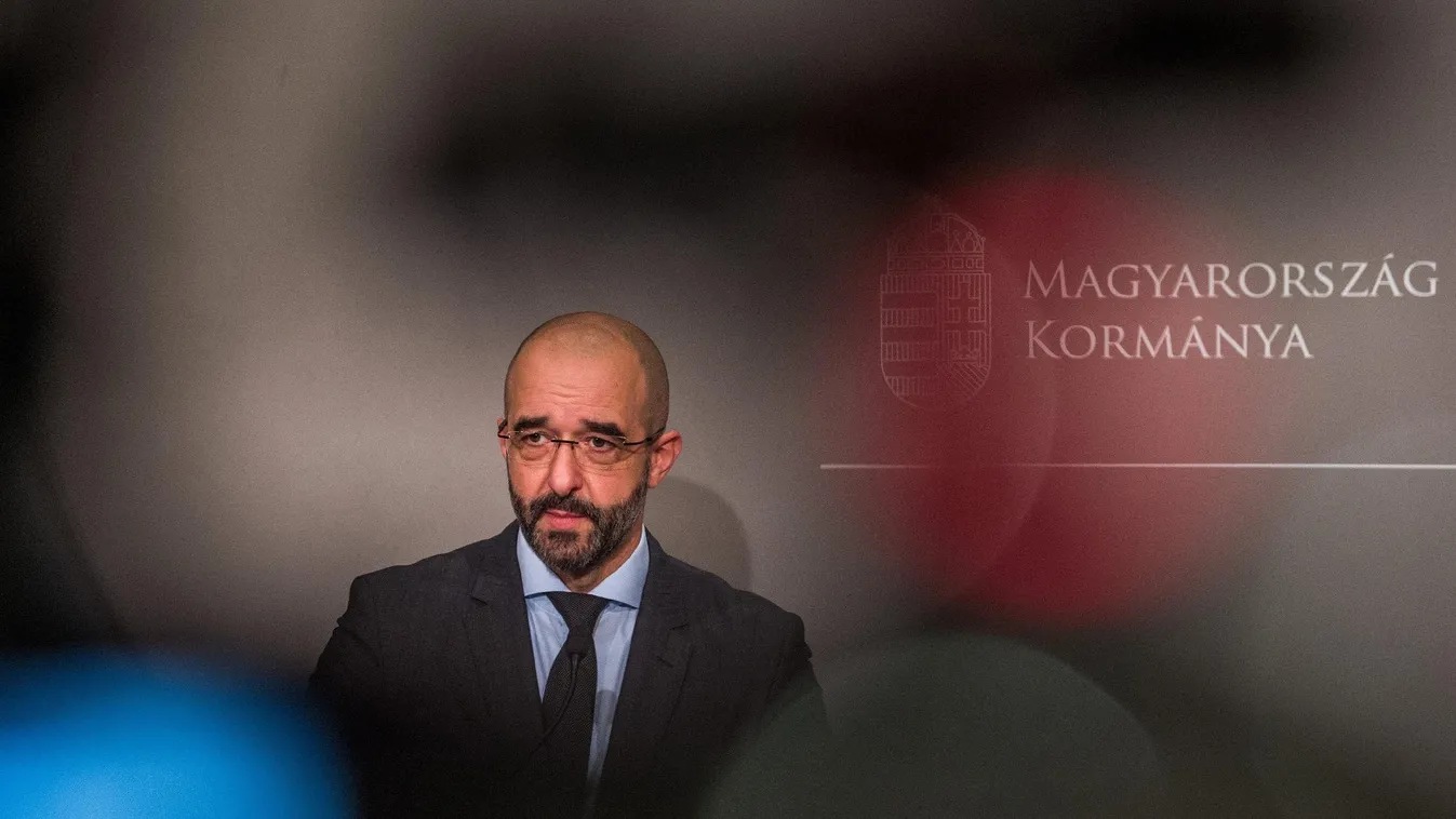 Kovács: Minden Magyarország elleni támadás mögött a bevándorlás áll