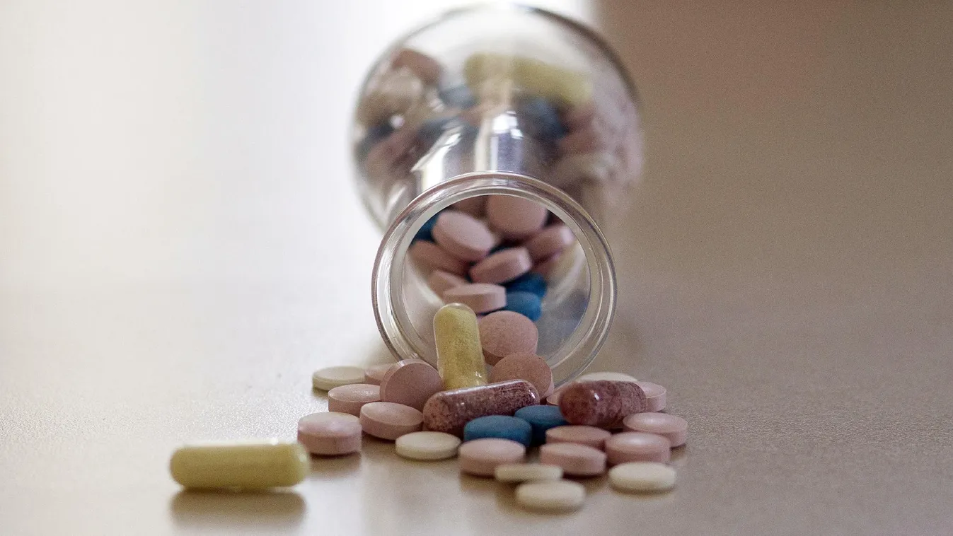 Akár egy év börtönt is kaphat, aki illegális gyógyszerrel kereskedik