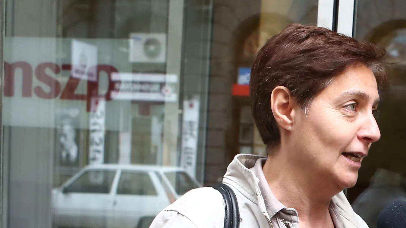 Havas Szófia ‘56-ról nyilatkozott – Civil kaszinó