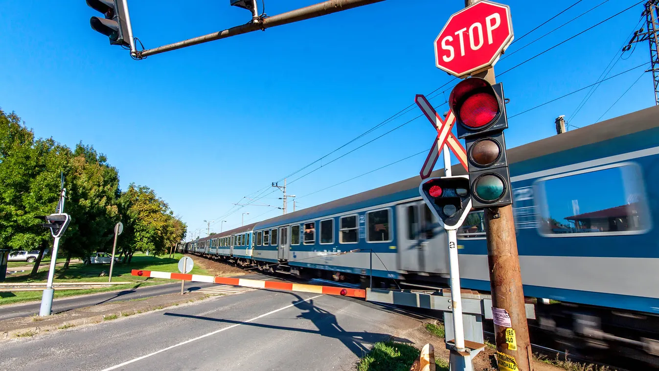 Közzétette a MÁV, hogy hány baleset volt idén a vasúti átjárókban