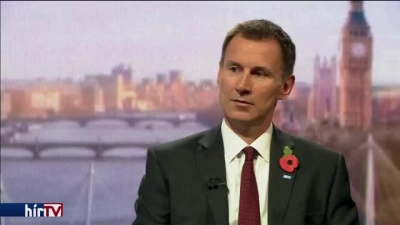 Szexuális zaklatás miatt vizsgálódnak a volt miniszter ellen