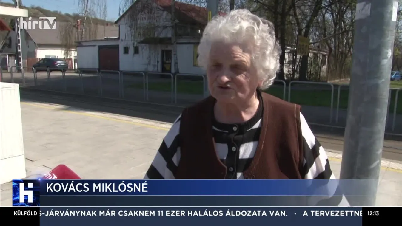 Tömeg és káosz Miskolcon a járatritkítás miatt