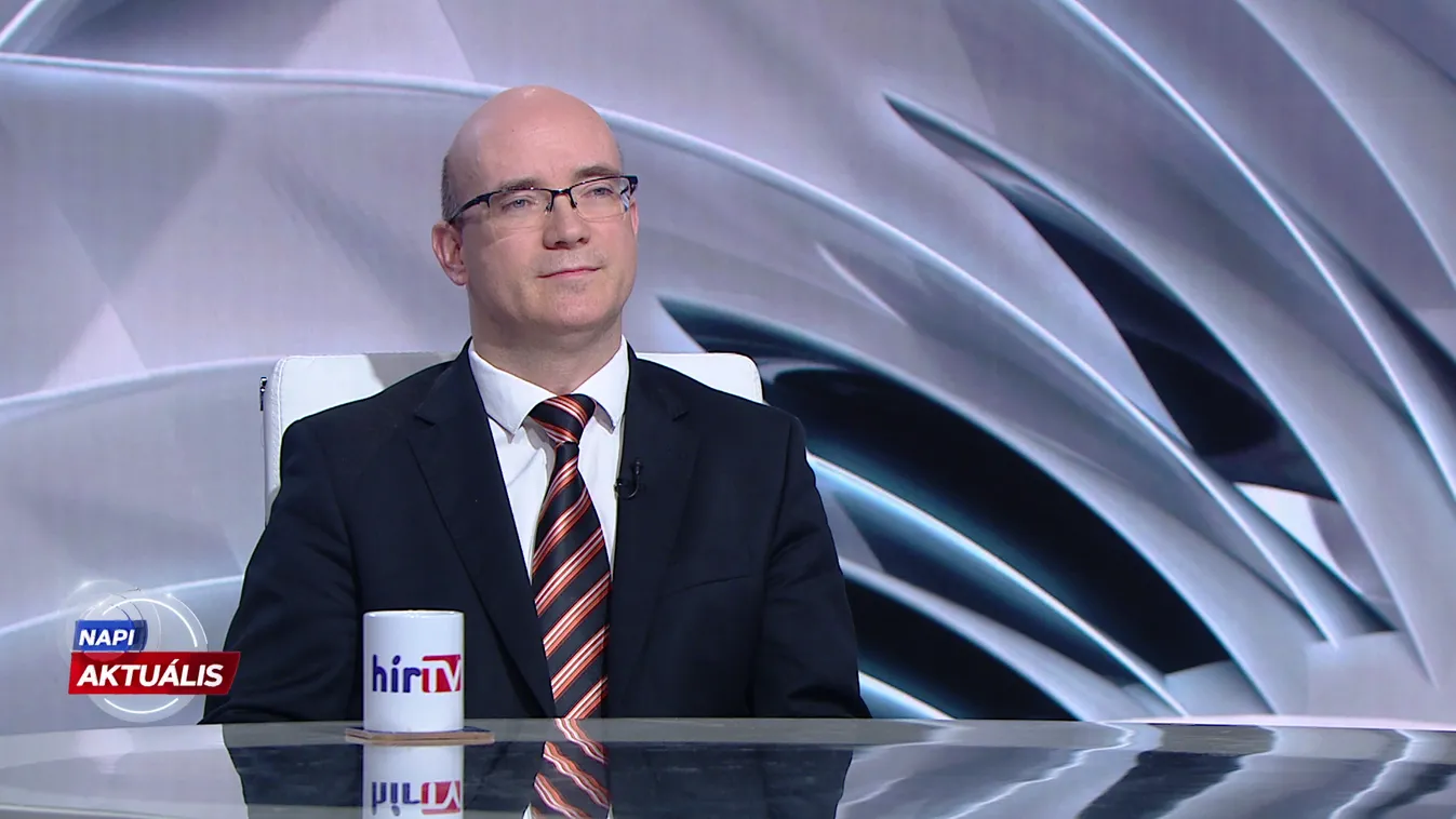 Maruzsa Zoltán: Teljesítmény alapú bérezést szeretnénk bevezetni a közoktatásban