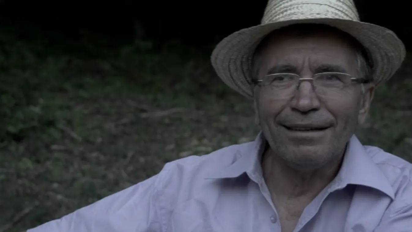 Csángók költője – Vetítő