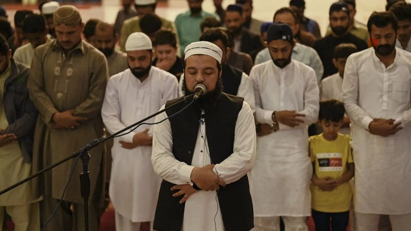 A hollandok nem akarják a müezzint hallgatni, de lehet, már késő