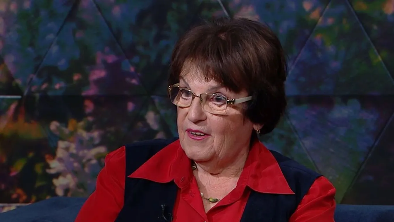 Mozaik - Pünkösdi hagyományok