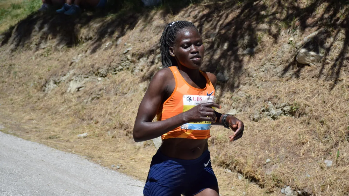 Felgyújtottak egy olimpikon maratonfutót