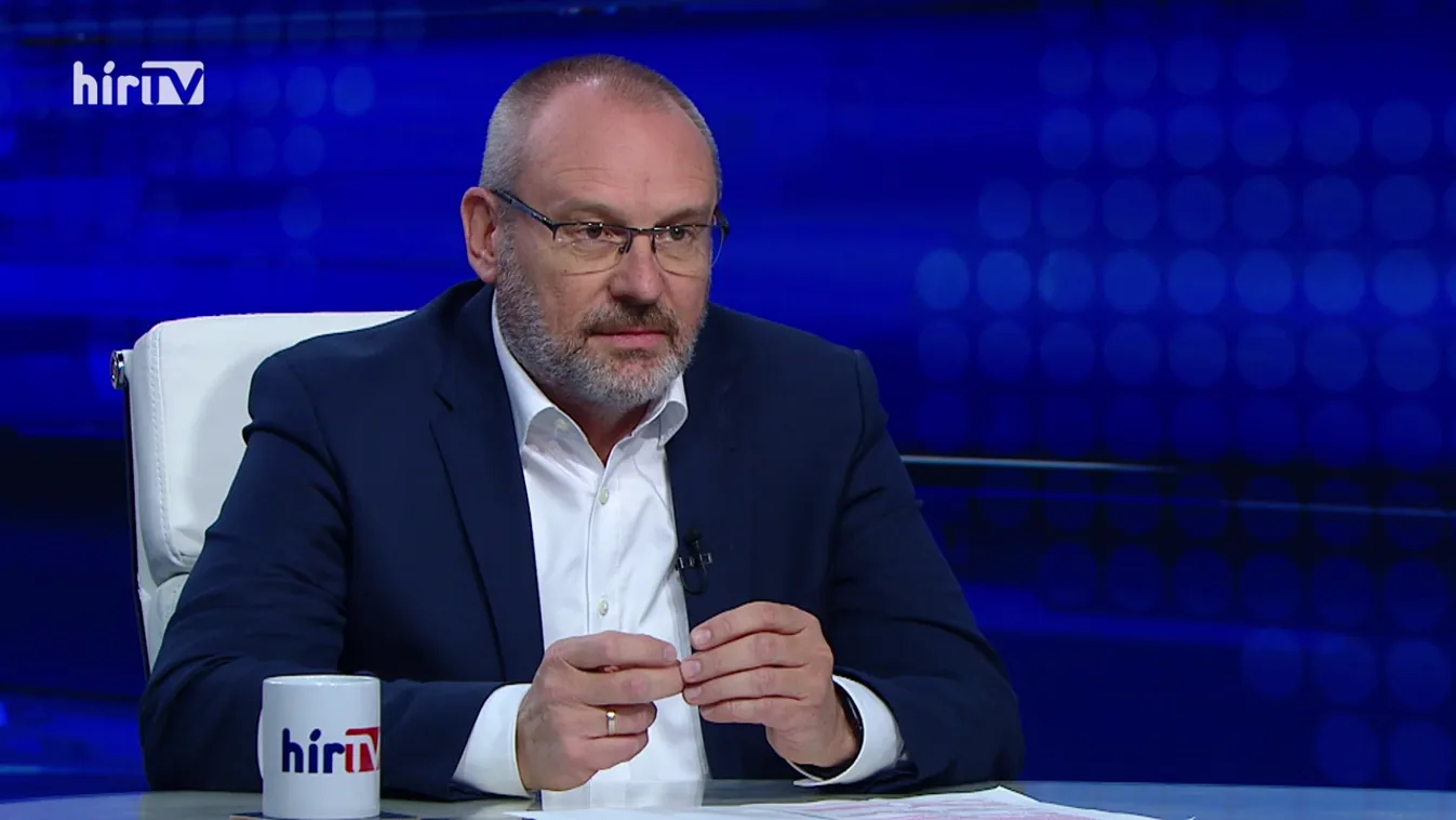 Zsigó Róbert: Nem kellene indulatokat gerjesztenie a vármegye kifejezés visszavezetésének