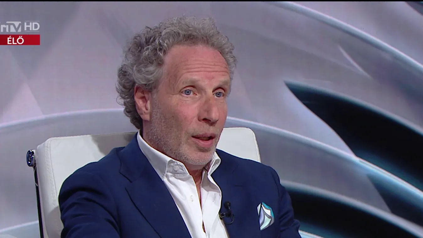 Flesch Tamás: Talán elkerülhetők a tömeges bezárások